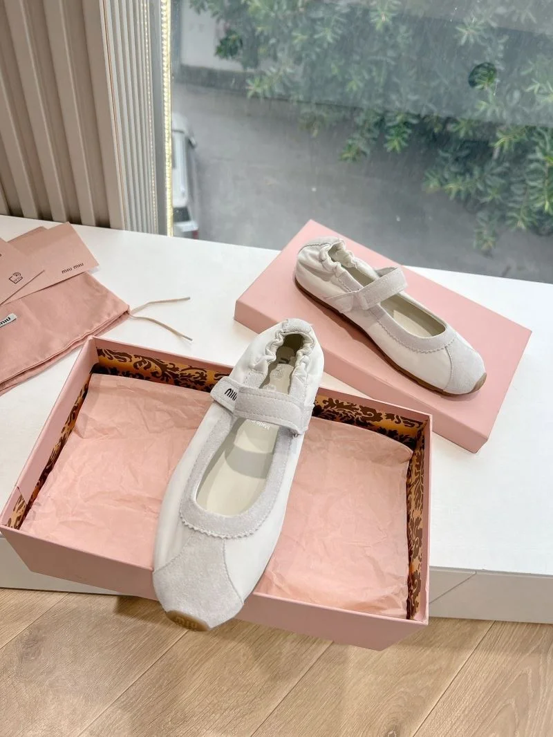 Vibrant Miu Miu Shoes 15466