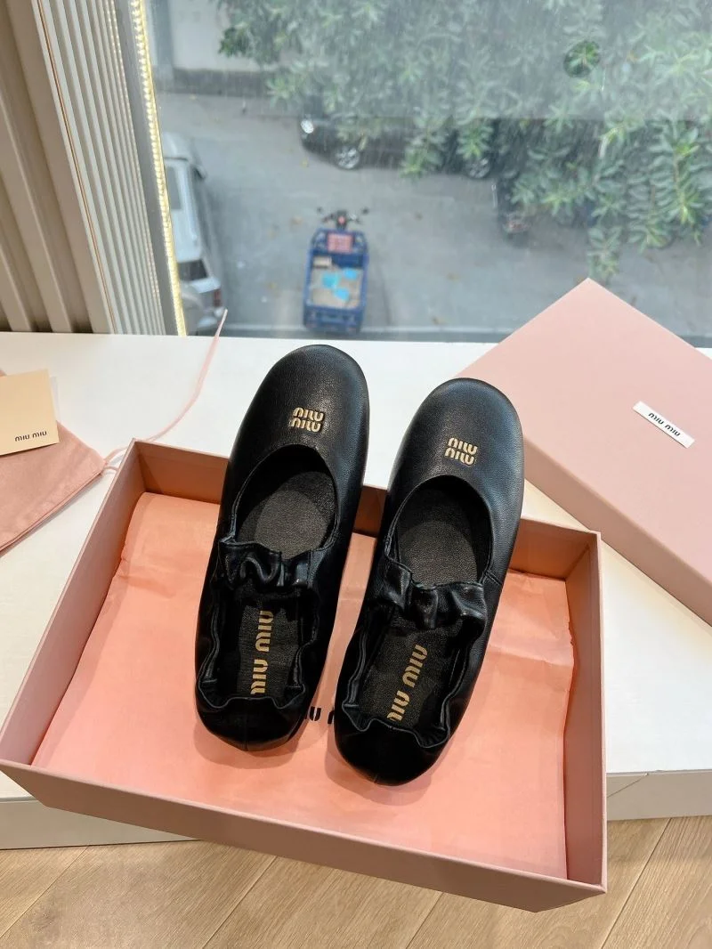 Functional Miu Miu Shoes 15461