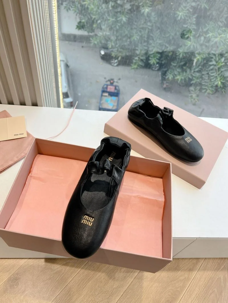 Functional Miu Miu Shoes 15461