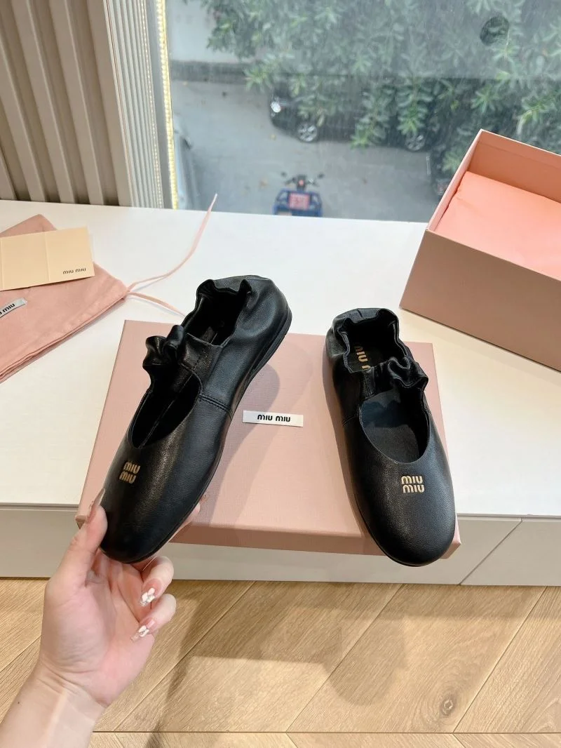Functional Miu Miu Shoes 15461