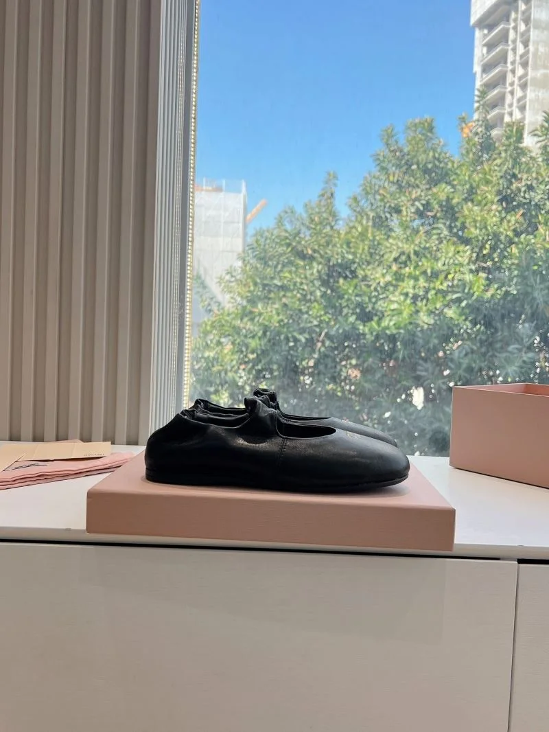 Functional Miu Miu Shoes 15461
