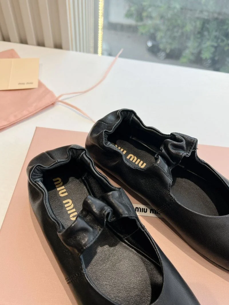 Functional Miu Miu Shoes 15461