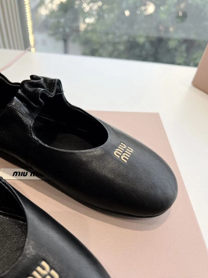 Functional Miu Miu Shoes 15461
