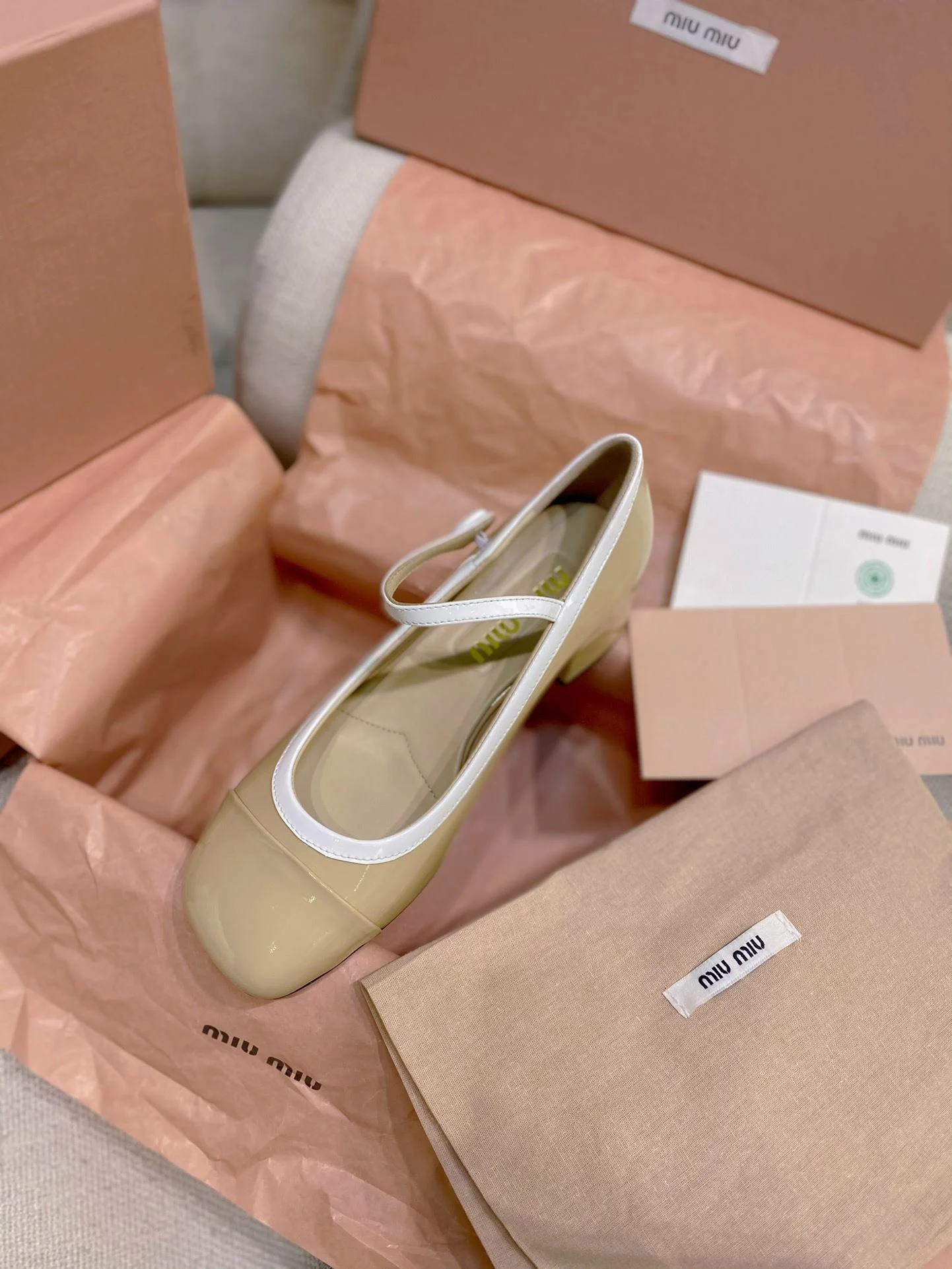 UrbanChic Miu Miu Shoes 6125