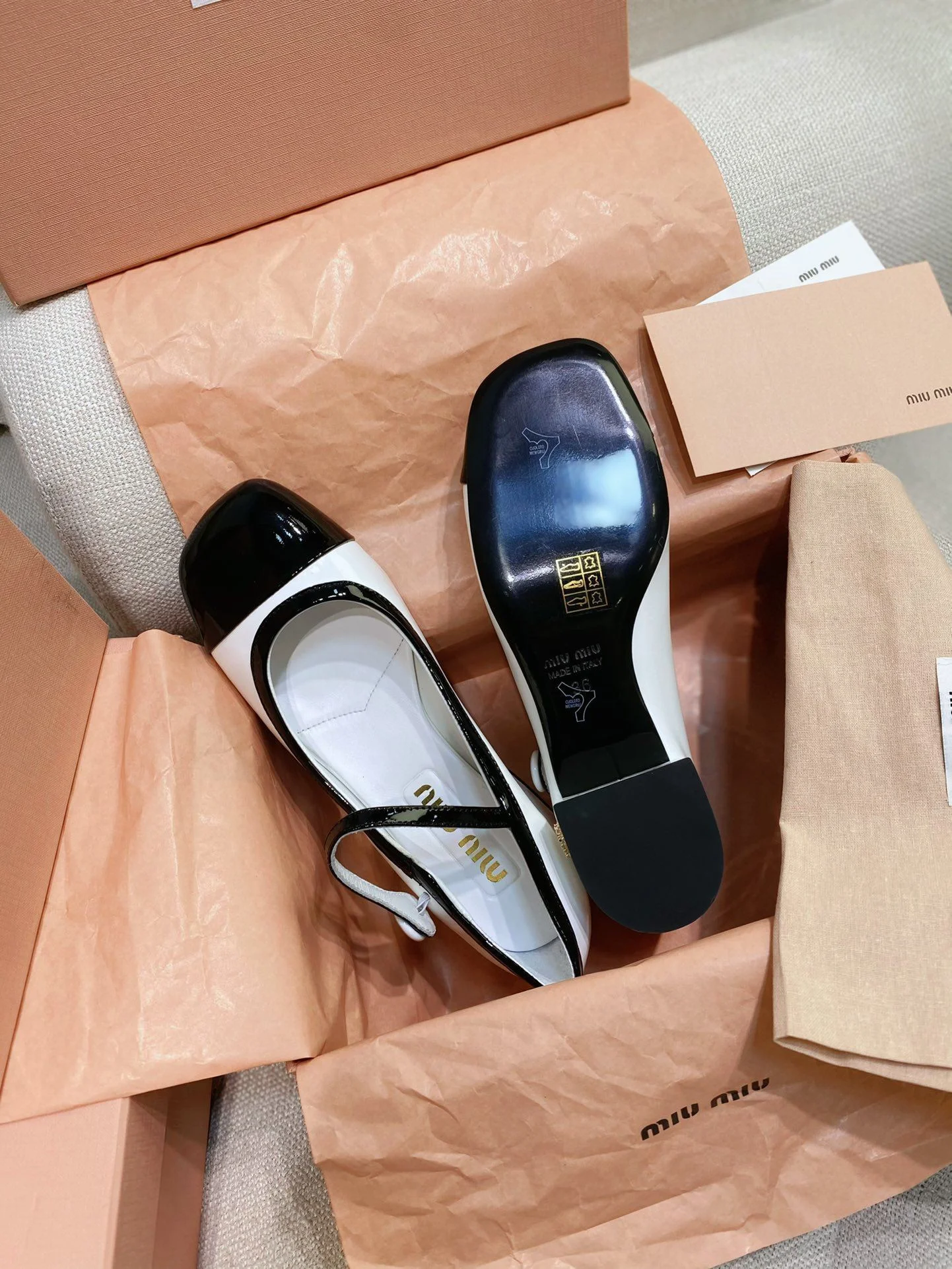 Vibrant Miu Miu Shoes 6141