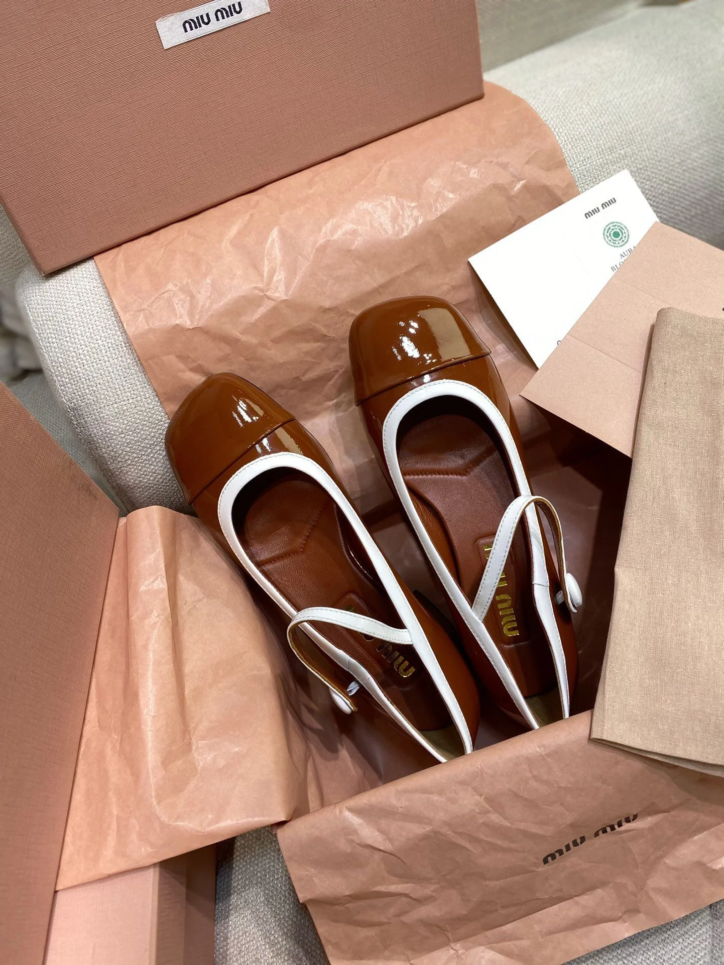 Lightweight Miu Miu Shoes 6106