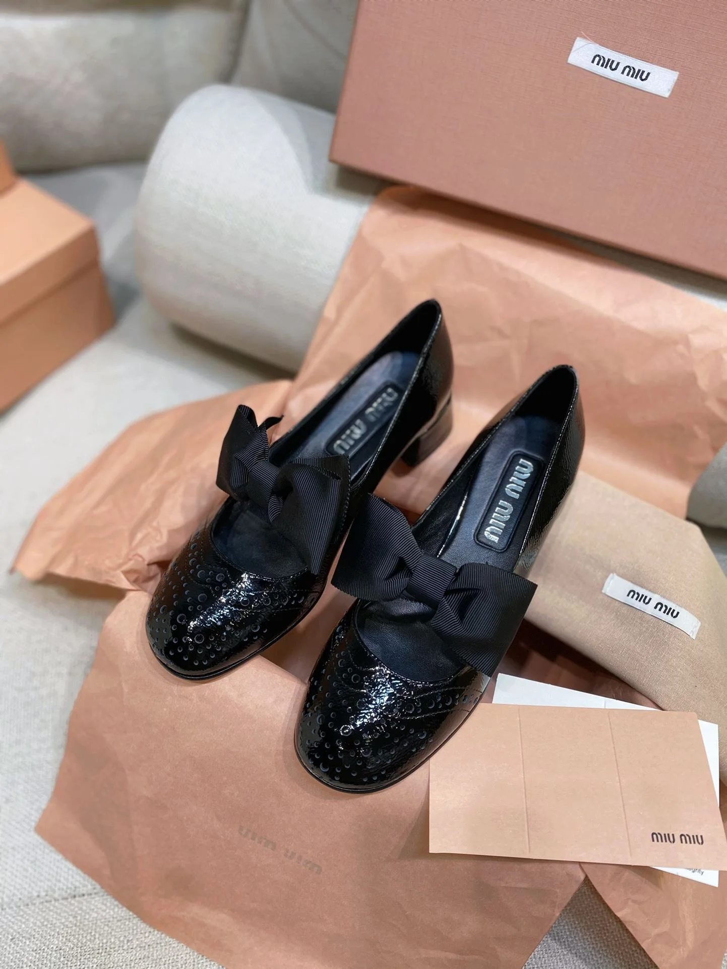 Miu Miu Shoes Modern 6122