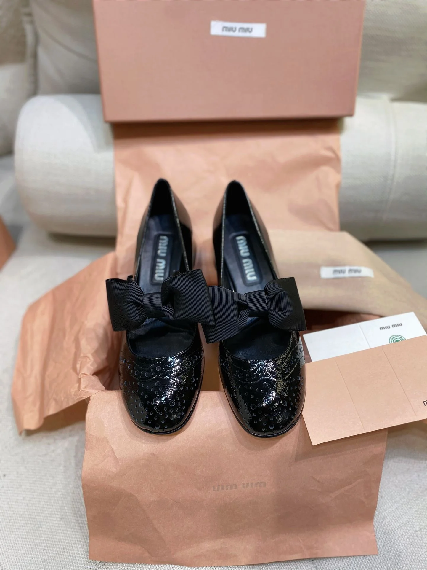 Miu Miu Shoes Modern 6122