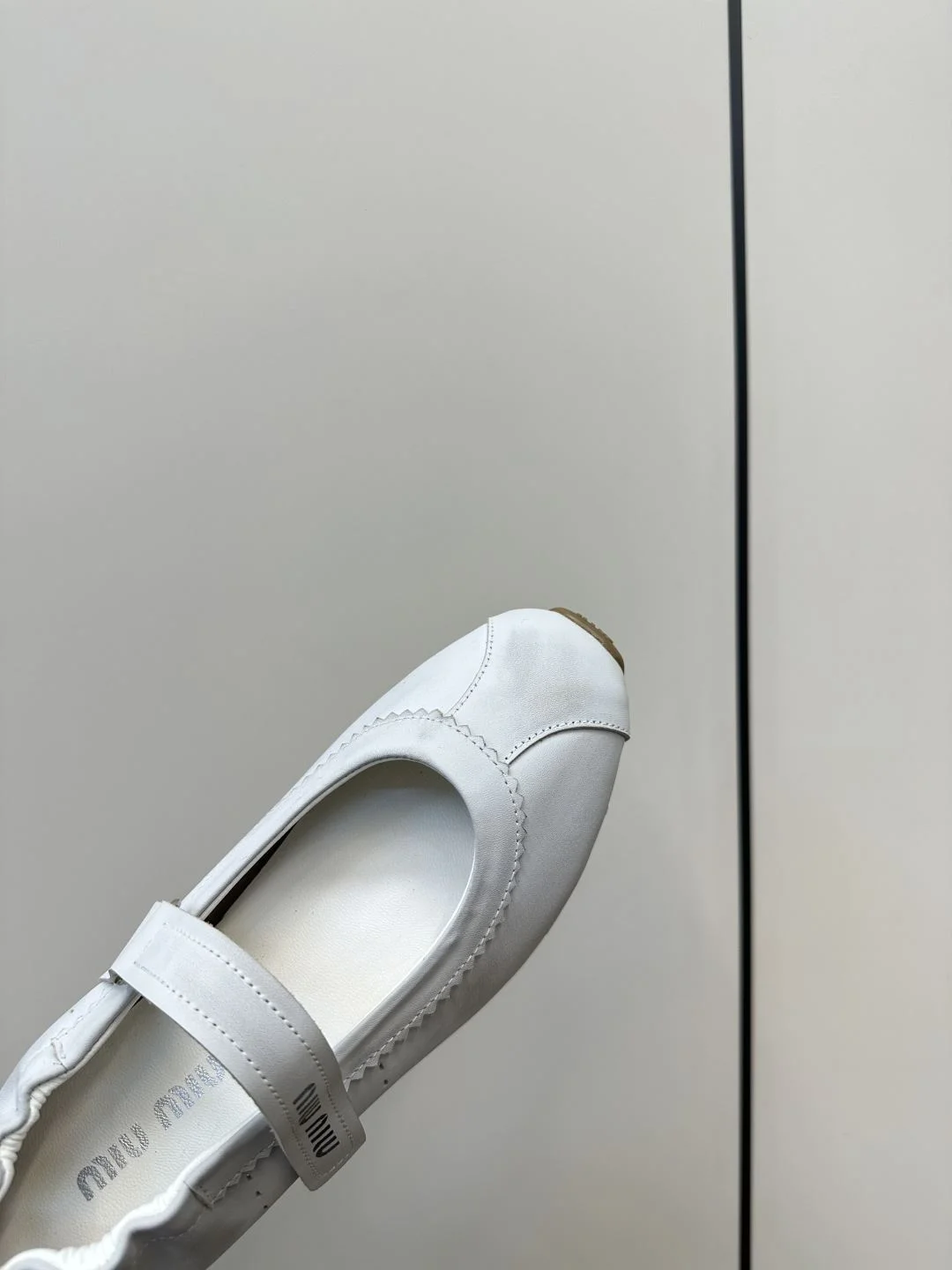 Miu Miu Shoes EasyMatch 6094