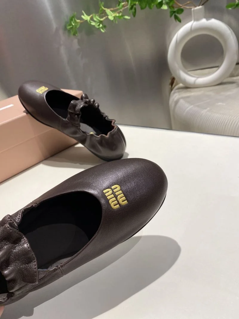 Miu Miu Shoes Sleek 6087