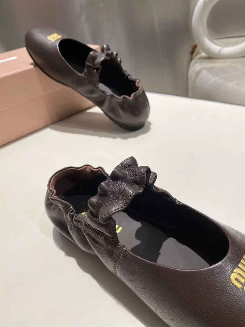 Miu Miu Shoes Sleek 6087