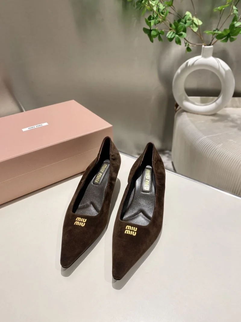 UrbanChic Miu Miu Shoes 6144