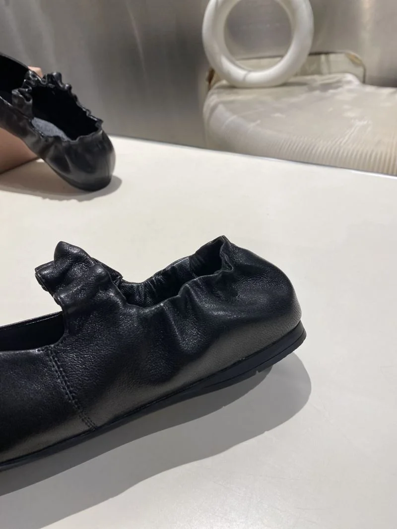 StreetReady Miu Miu Shoes 6085