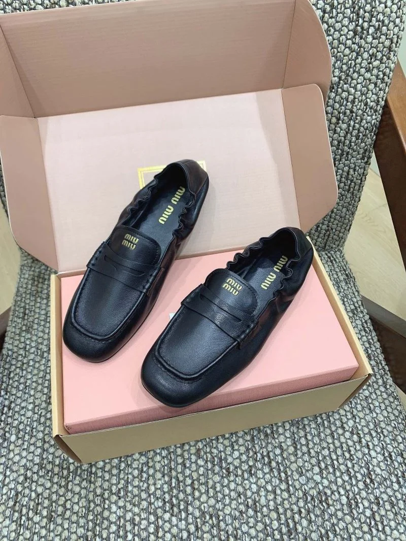 Stretchable Miu Miu Shoes 6074