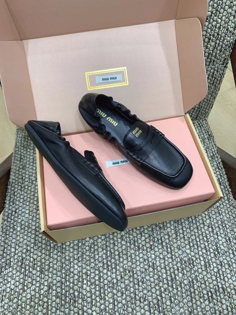Stretchable Miu Miu Shoes 6074