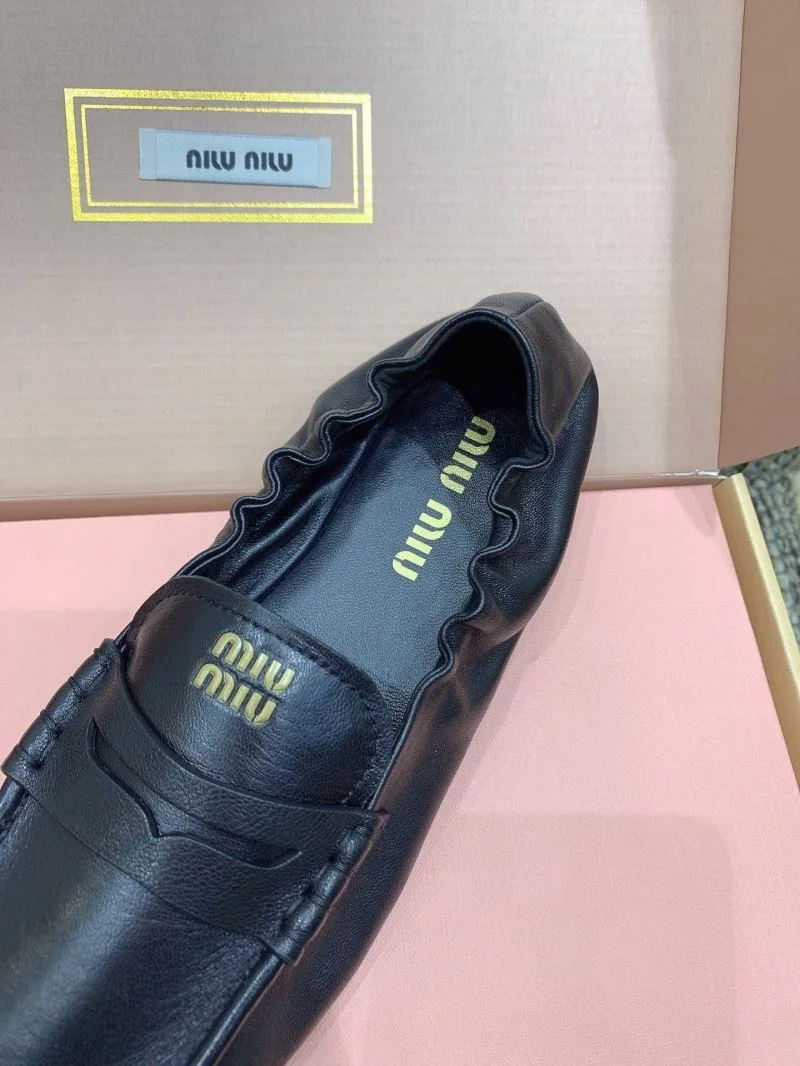 Stretchable Miu Miu Shoes 6074