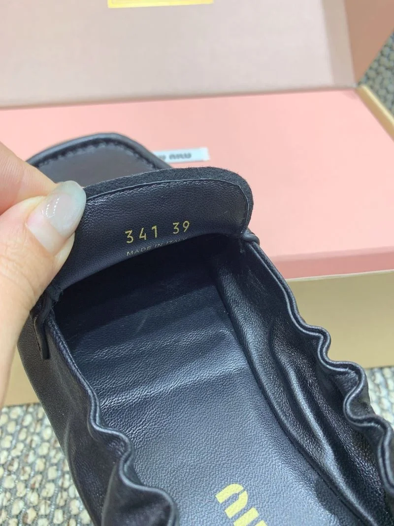 Stretchable Miu Miu Shoes 6074