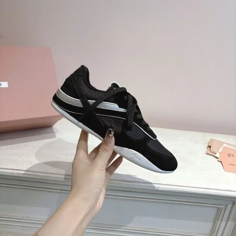 Casual Miu Miu Shoes 6043