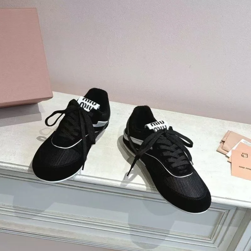 Casual Miu Miu Shoes 6043