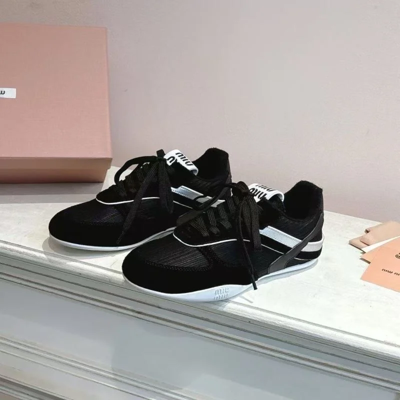 Casual Miu Miu Shoes 6043