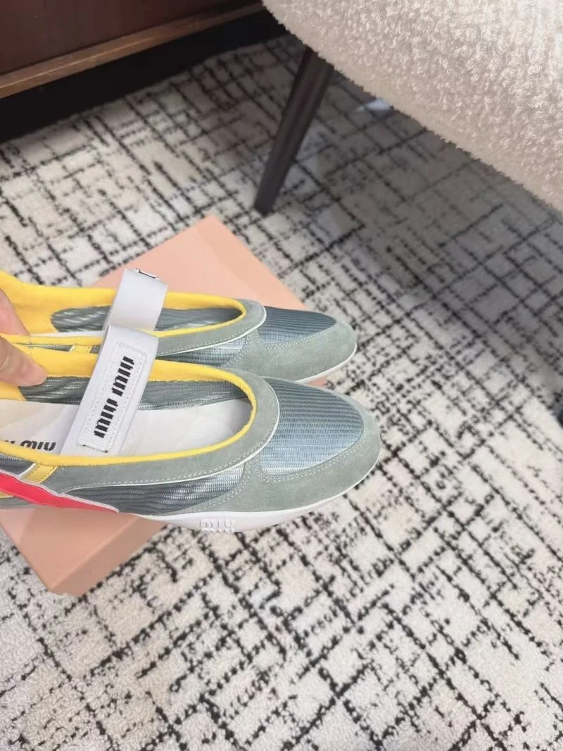 Miu Miu Shoes Sleek 6063