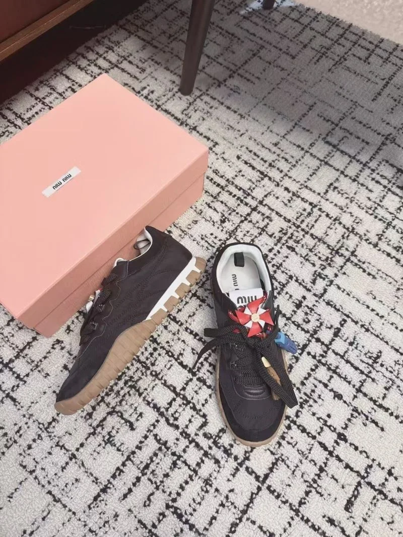 Miu Miu Shoes Sleek 6089