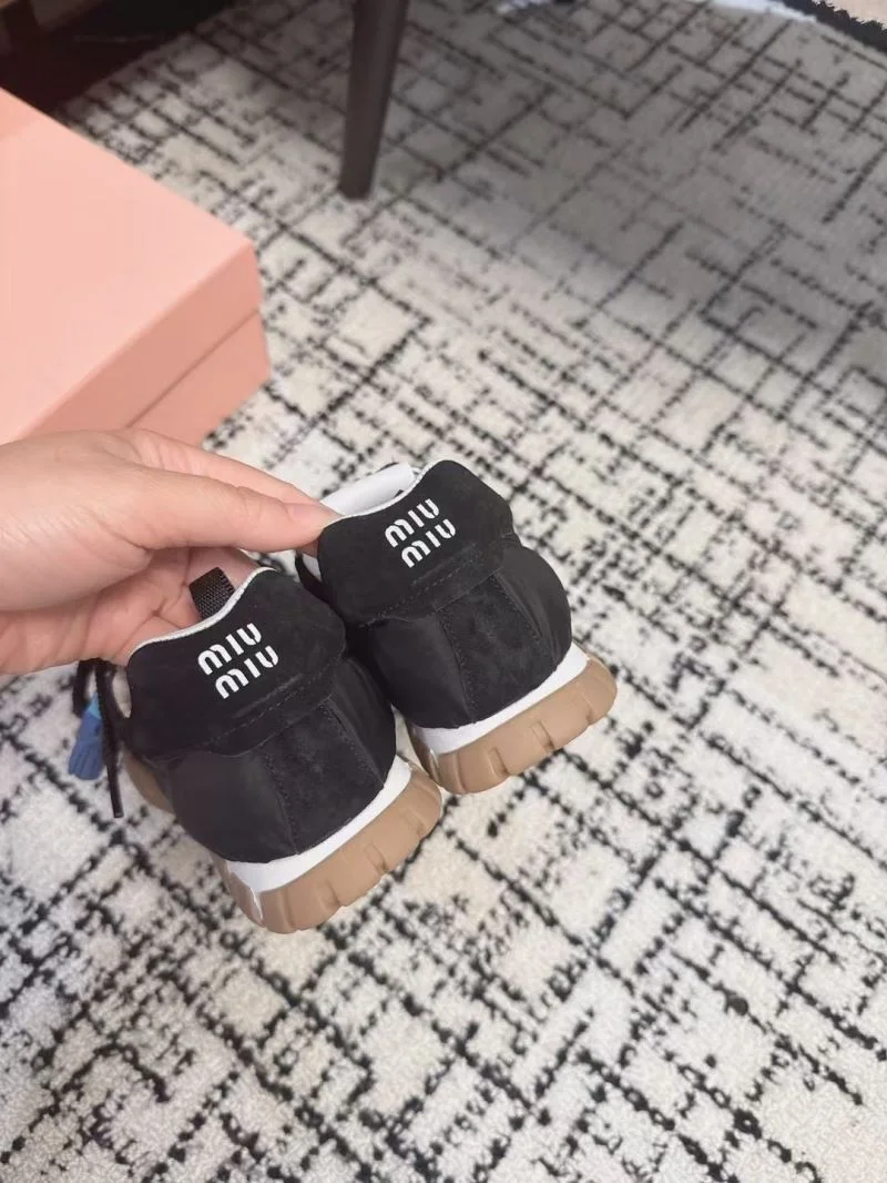 Miu Miu Shoes Sleek 6089