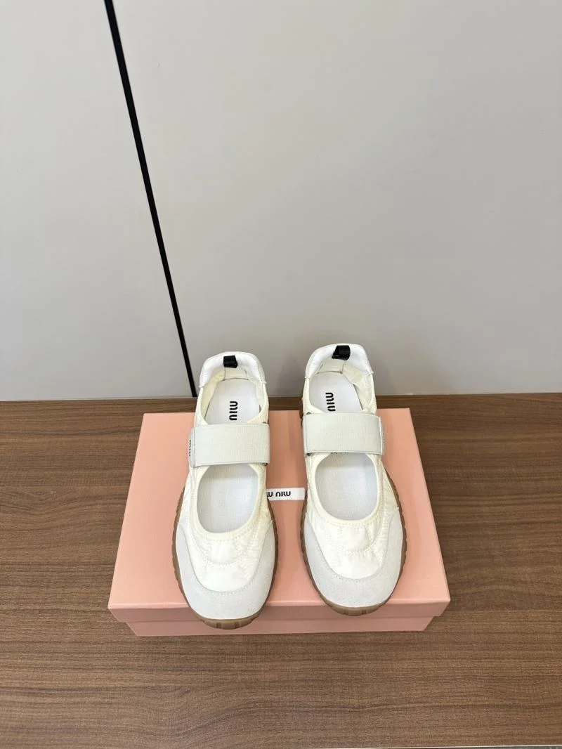 Miu Miu Shoes Lightweight 6020