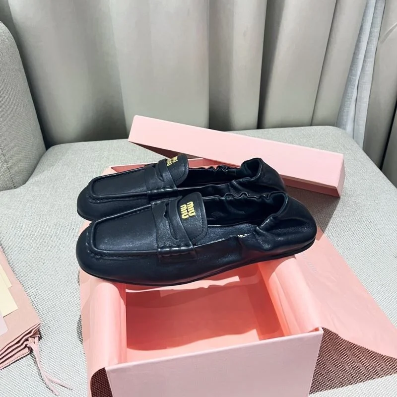 Versatile Miu Miu Shoes 6013