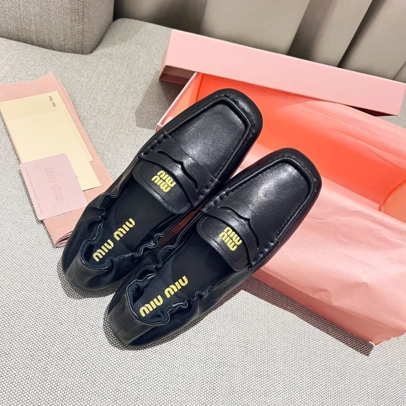 Versatile Miu Miu Shoes 6013