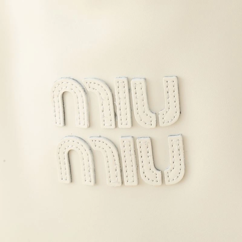 Miu Miu Shopping Bags WellDesigned 87310