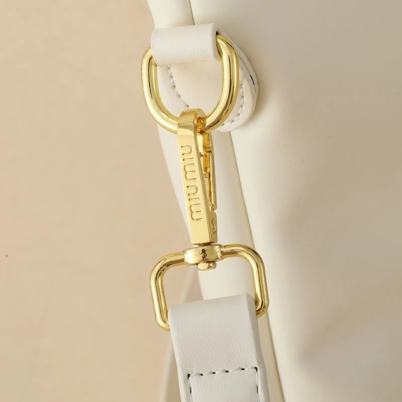 Miu Miu Shopping Bags WellDesigned 87310