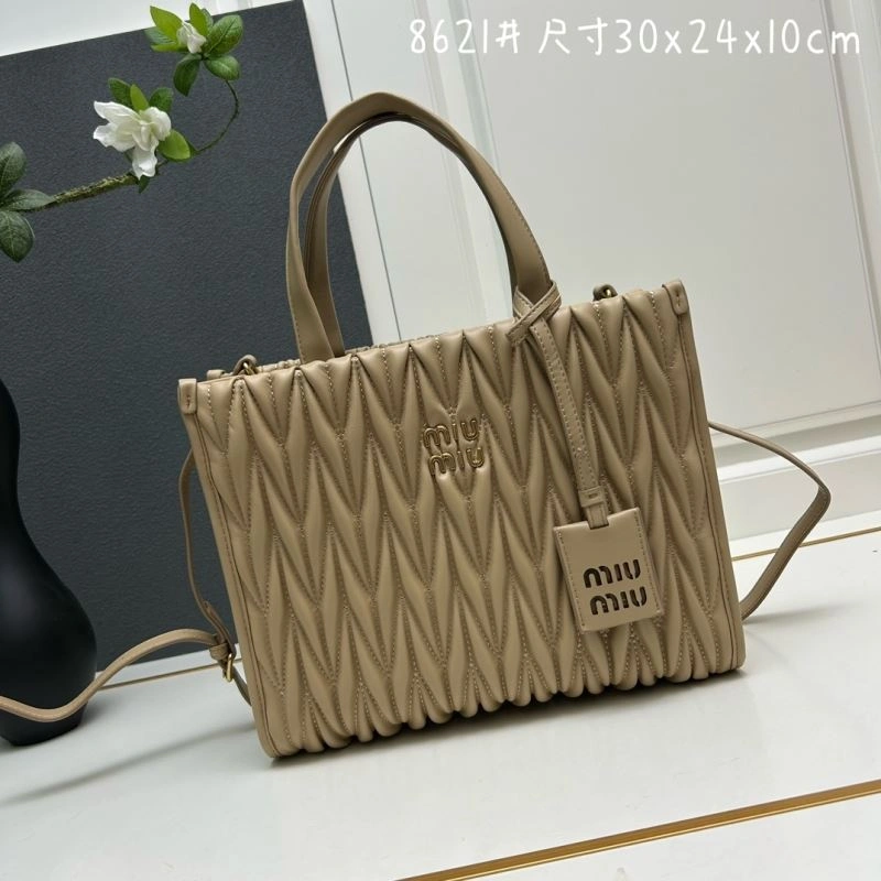 Casual Miu Miu Shopping Bags 83269
