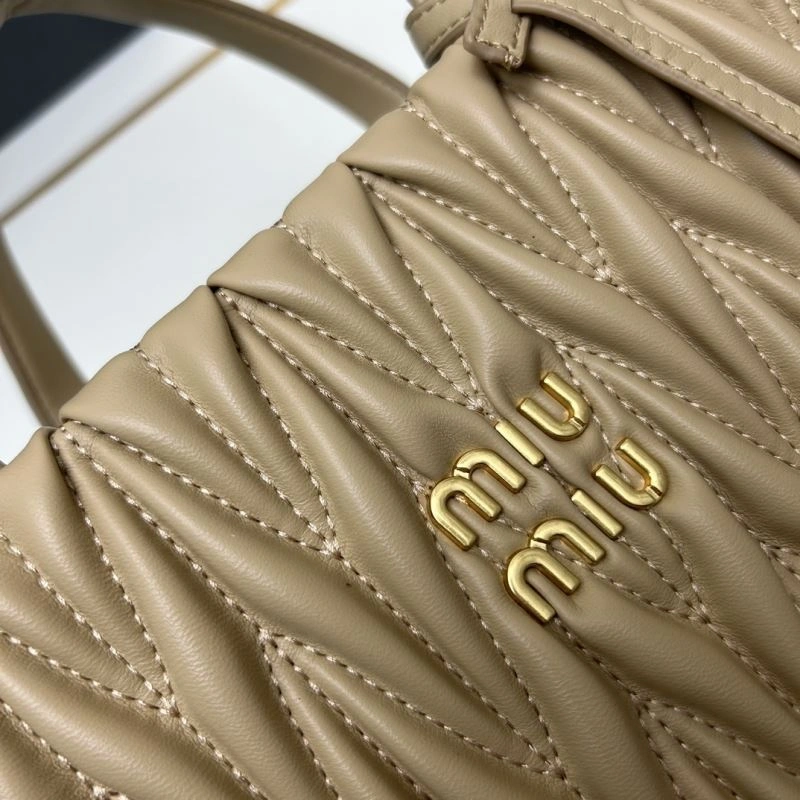 Casual Miu Miu Shopping Bags 83269