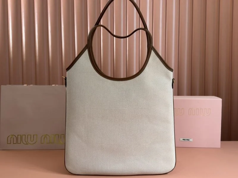 Miu Miu Shopping Bags AllSeason 49095