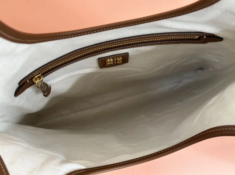 Miu Miu Shopping Bags AllSeason 49095