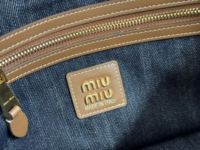 Bold Miu Miu Shopping Bags 49094