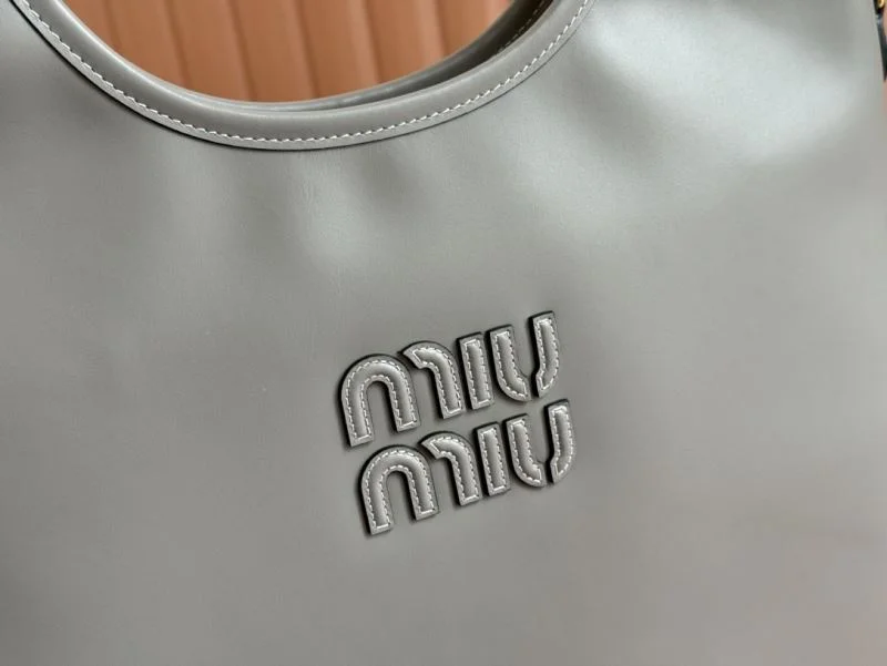 WellDesigned Miu Miu Shopping Bags 49143
