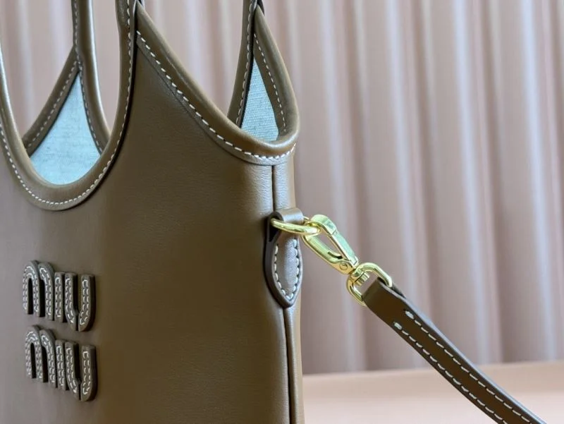 Miu Miu Shopping Bags Efficient 49093
