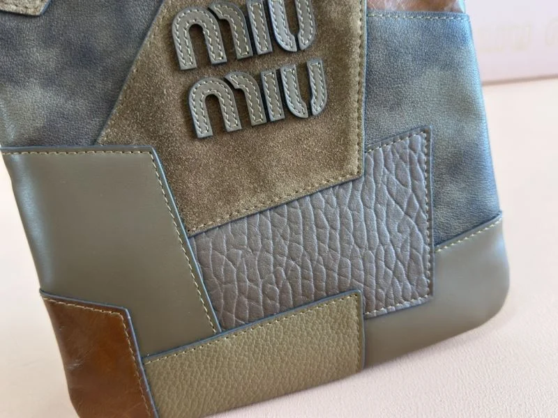 Miu Miu Shopping Bags Bright 49096