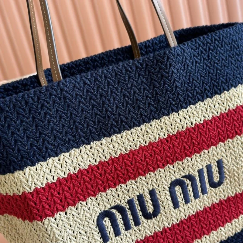 DailyWear Miu Miu Shopping Bags 49090