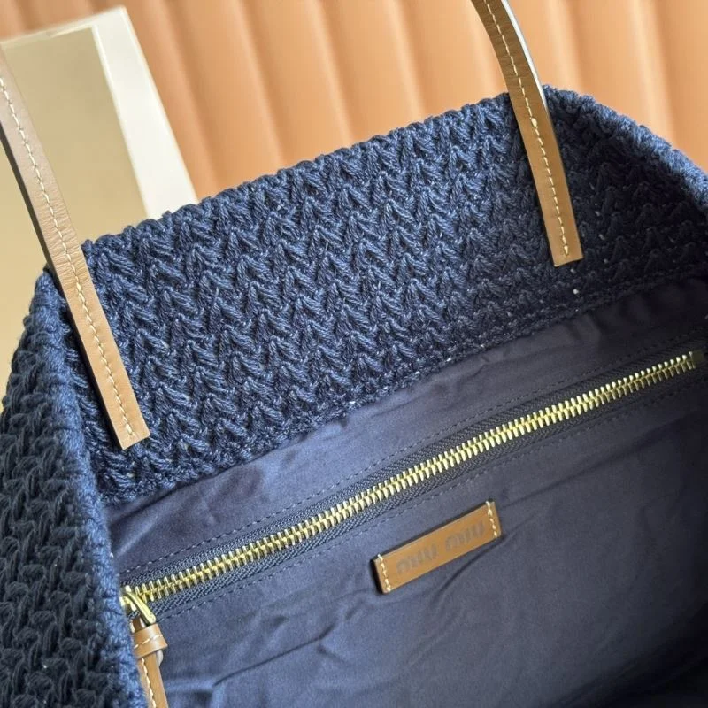 DailyWear Miu Miu Shopping Bags 49090