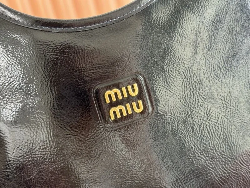 Supportive Miu Miu Shopping Bags 49088
