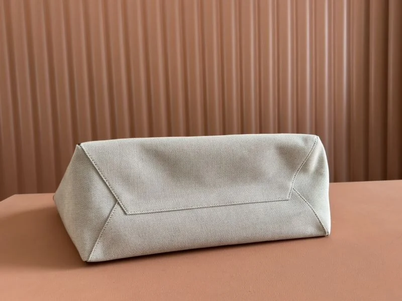 Miu Miu Shopping Bags MoistureWicking 49080