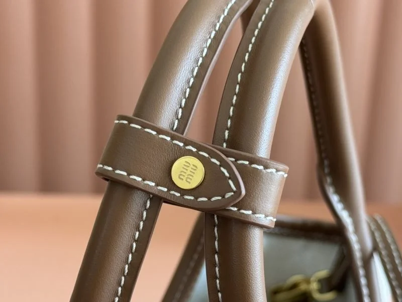 Minimalist Miu Miu Shopping Bags 49078