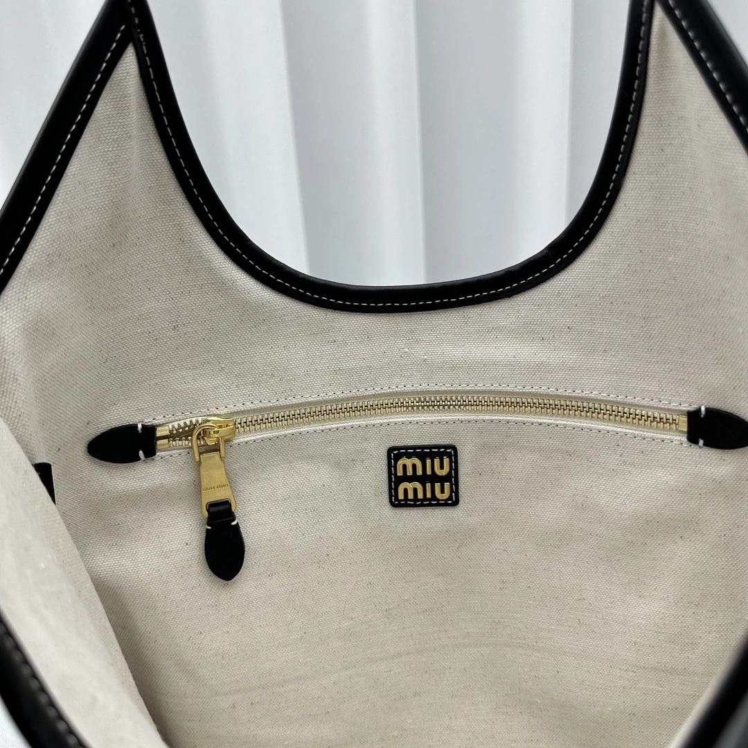 Miu Miu Shopping Bags StreetReady 69527