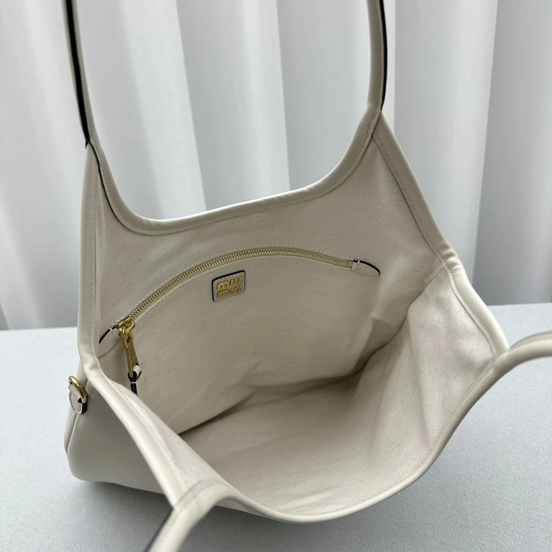 Cozy Miu Miu Shopping Bags 69525