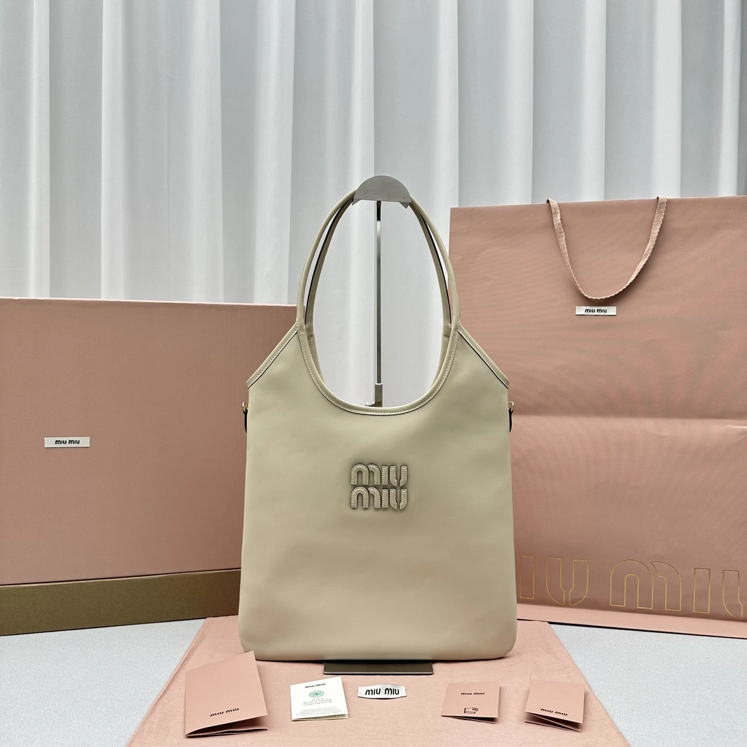 GoAnywhere Miu Miu Shopping Bags 69522