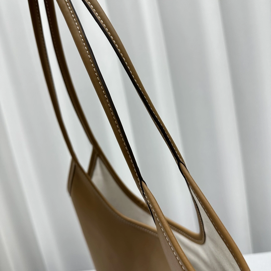 GoodFit Miu Miu Shopping Bags 69526