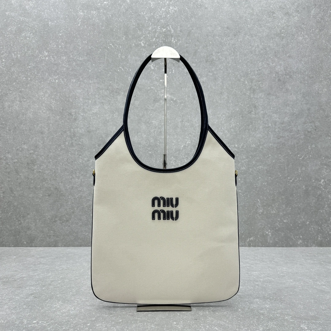 Fashionable Miu Miu Shopping Bags 69521